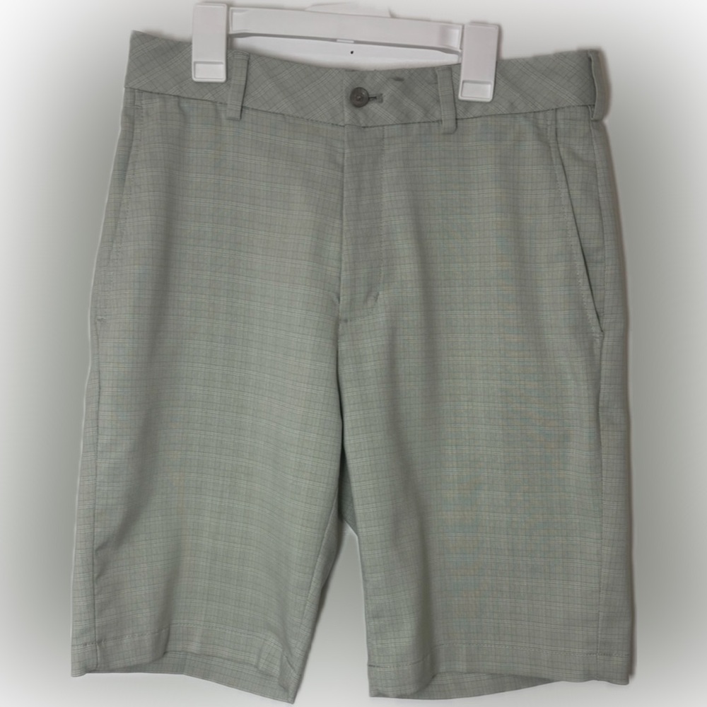 Walter Hagen Men's Light Gray Flat Front Golf Shorts Size 30